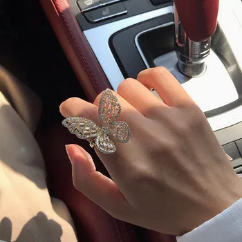 Naujas mados juvelyrikos žiedas aukštos kokybės vario inkrustacijos krištolo stiklo drugelis žiedas blizga moteris dovaną Drugelis Žiedas Papuošalai