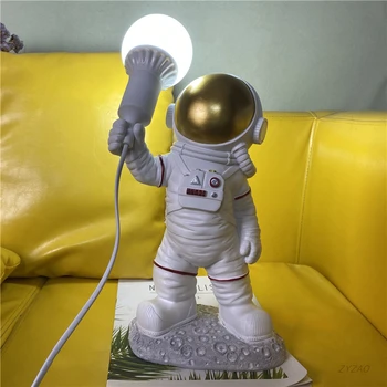 Kosminės Stoties Astronautas Stalo Lempa Vaikų Kambarys Kūrybos LED Stalinis Žibintas Kūdikių Cartoom Miegamasis Lentelėje Meno Dekoro Dervos Mėnulio Lempos - 